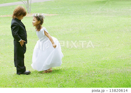 子供の新郎新婦 13820614