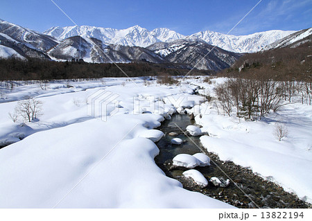 白馬冬景色・松川大橋からの白馬三山 白馬冬景色・松川大橋からの白馬三山 13822194