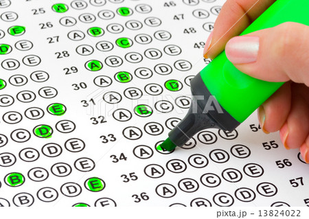 Hand with marker and test 13824022