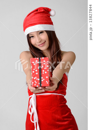 Asian Christmas girl Asian Christmas girl 13827844