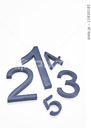 数字12345 13830185