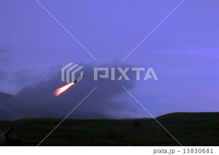 地雷原処理用ロケット 地雷原処理用ロケット 13830681