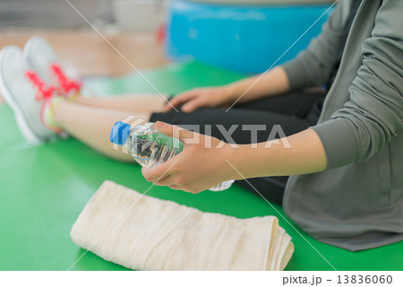 スポーツジム 13836060