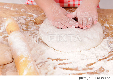 dough dough 13839472