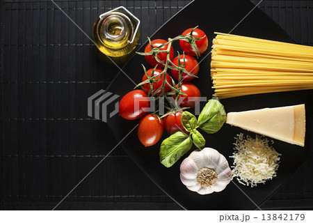 Pasta ingredients 13842179