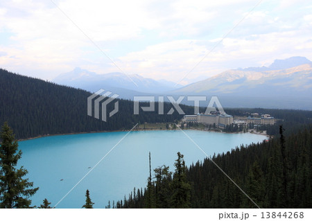 カナダ・レイクルイーズ 13844268