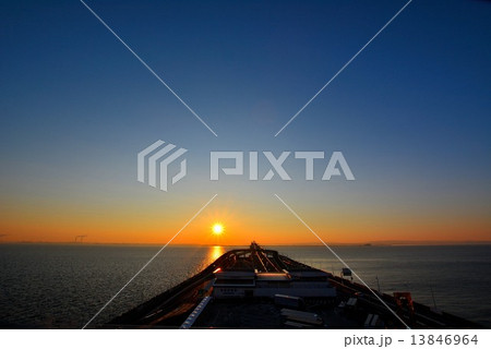 朝陽と海 (1) 13846964