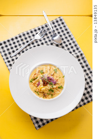 Pasta 13849135