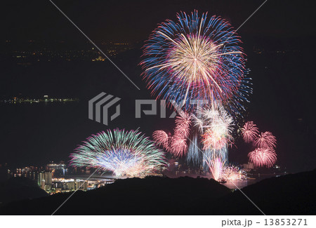 花火と夜景 花火と夜景 13853271