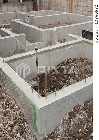 住宅建設 完成した布基礎 住宅建設 完成した布基礎 13860682