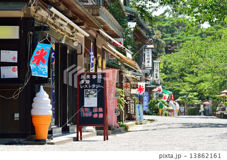 兼六園江戸町通り 13862161
