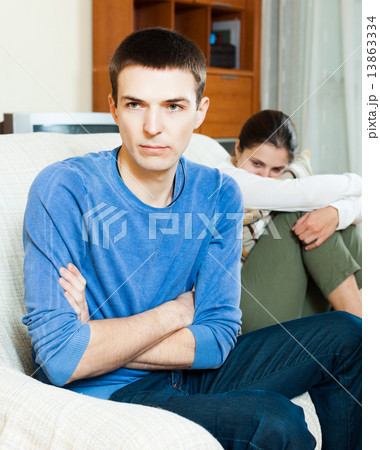 Family quarrel 13863334