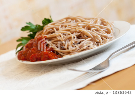 buckwheatspaghetti pasta with tomato catchup 13863642