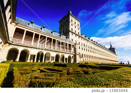Royal Palace in sunny autumn day from garden. El Escorial Royal Palace in sunny autumn day from garden. El Escorial 13863848