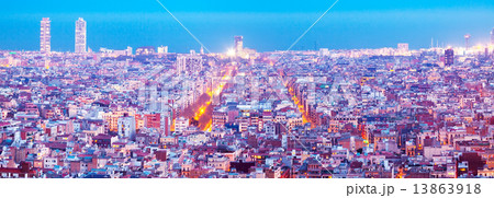 night panoramic view of Barcelona night panoramic view of Barcelona 13863918