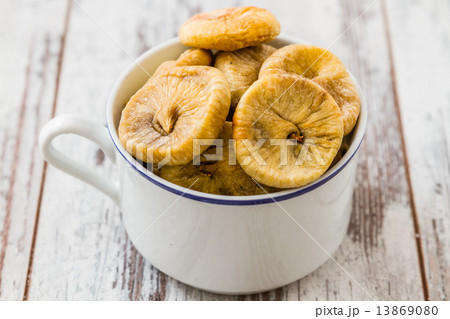 Dried Figs 13869080