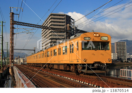 ［JR-R］山陽本線103系電車（普通：由宇-広島→呉線快速直通） 13870514