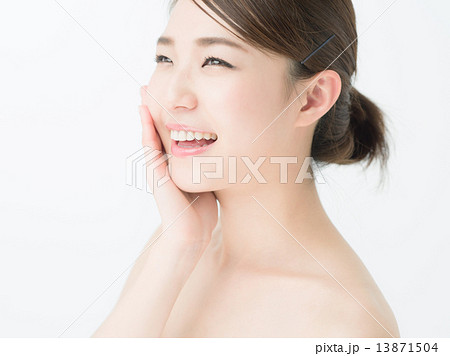 美容・若い女性 13871504