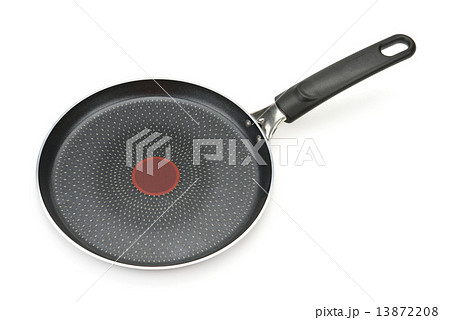 Black frying pan 13872208