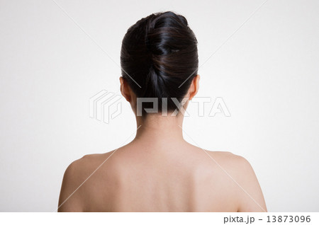 女性の背中 女性の背中 13873096