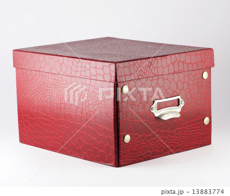 Box Box 13883774