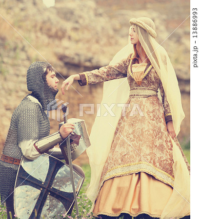 Knight and medieval lady at outdoor 13886993