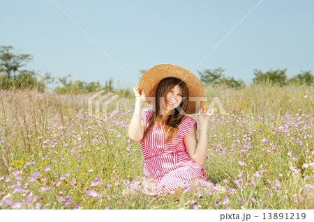Retro style girl at countryside. Retro style girl at countryside. 13891219