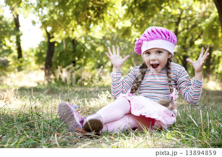 Cute little girl at outdoor in fall. 13894859