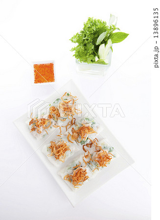 Vietnamese steamed rice-skin dumplings Vietnamese steamed rice-skin dumplings 13896135