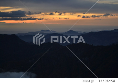 Darkness falling on the Sequoia National Park 13896458