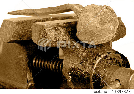 Bench vise with twisted nail Bench vise with twisted nail 13897823