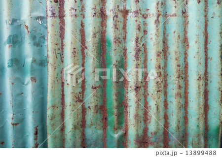 rusty zinc sheet 13899488