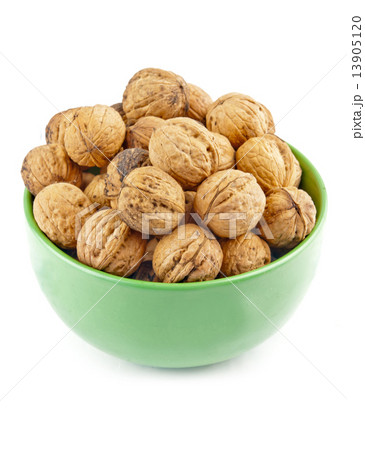 walnuts isolated walnuts isolated 13905120