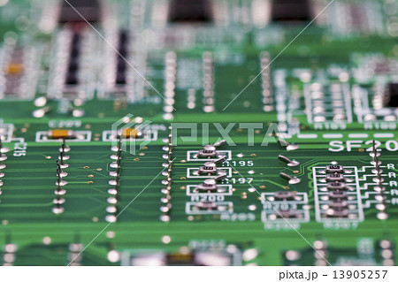 電子回路 13905257