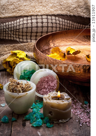 wooden box with accessories for Spa treatments 13911907