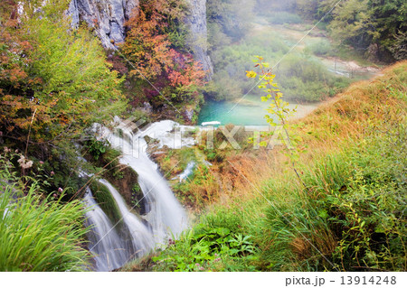 Autumn Valley Autumn Valley 13914248