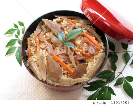 ごぼうの炊き込みご飯　 13917505