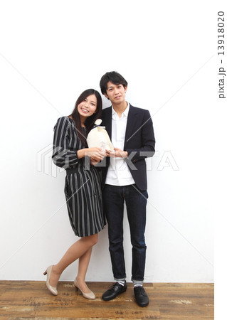 若いカップル 若いカップル 13918020