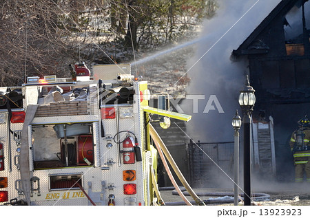 Fire Engine Fire Engine 13923923