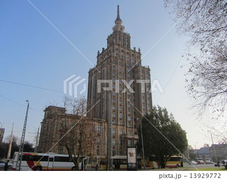 科学アカデミー 13929772