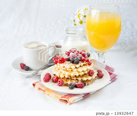 Breakfast 13932647