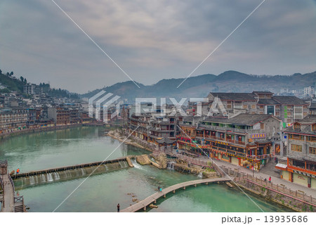 鳳凰古城　全景 13935686