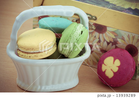 Macarons set with vintage pictures style or sweet pictures style. Macarons set with vintage pictures style or sweet pictures style. 13939289