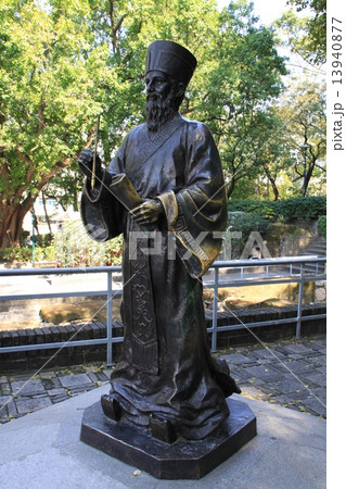 モンテの砦　マテオ・リッチ神父の銅像　 13940877