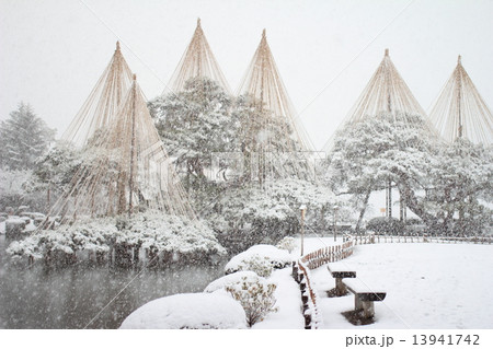 兼六園の雪景色 兼六園の雪景色 13941742
