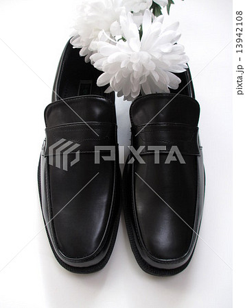 黒色の靴 黒色の靴 13942108