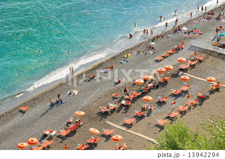 イタリア アマルフィ海岸ポジターノの風景_3 イタリア アマルフィ海岸ポジターノの風景_3 13942294