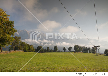 Morning on the mountains Morning on the mountains 13943871
