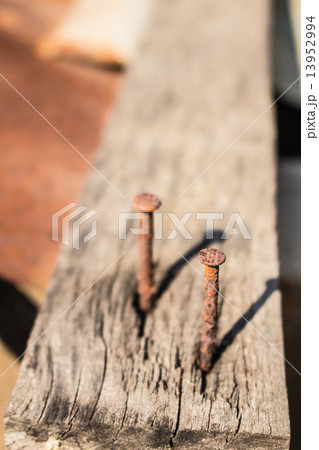 Tack on wooden 13952994