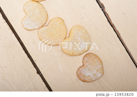 heart shaped shortbread valentine cookies heart shaped shortbread valentine cookies 13953820
